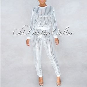 NWOT Chic Couture Delima Silver Sequins Jogger Set